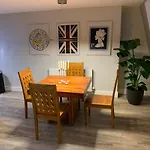Plymouth City Centre Apartment Near Theatre Royal