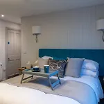 The Three Crowns B&B