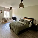 Raleigh Waterside Apartment - The Barbican, Plymouth