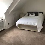 Beautiful 5 Bedroom House