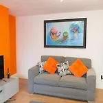 Lovely 1-Bedroom Flat In The Heart Of Plymouth