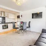 The Crows Nest Apartment
