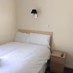 Lockyer House B&B