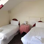 Lockyer House B&B