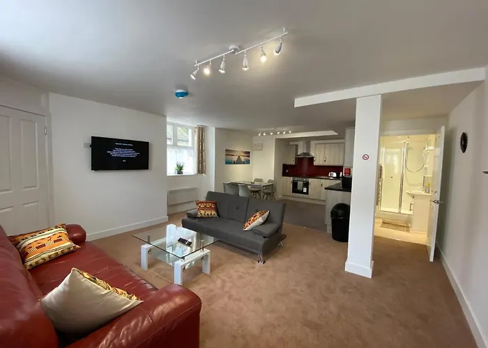 Octagon Apartment 1