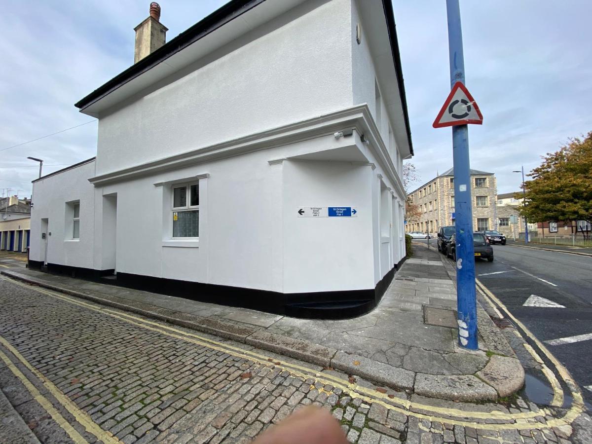 Octagon 1 Apartment Plymouth