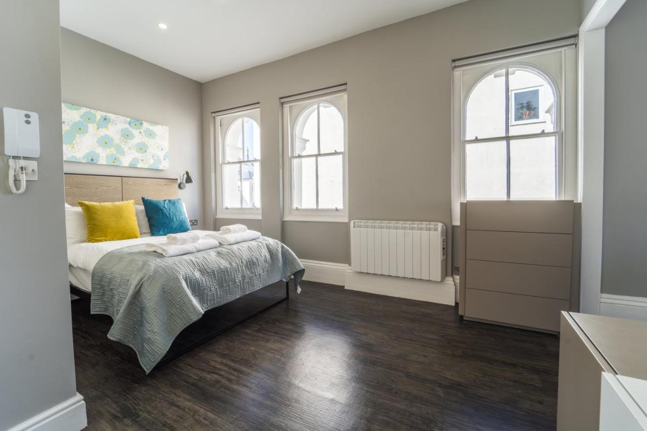 1 Elliot Terrace Aparthotel Plymouth