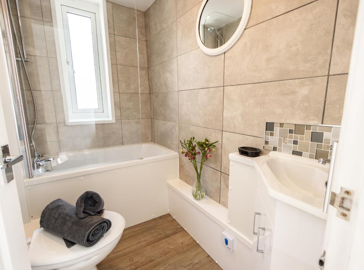 Central Georgian 2 Bedroom - Private Parking - By Habita Property Apartment Plymouth