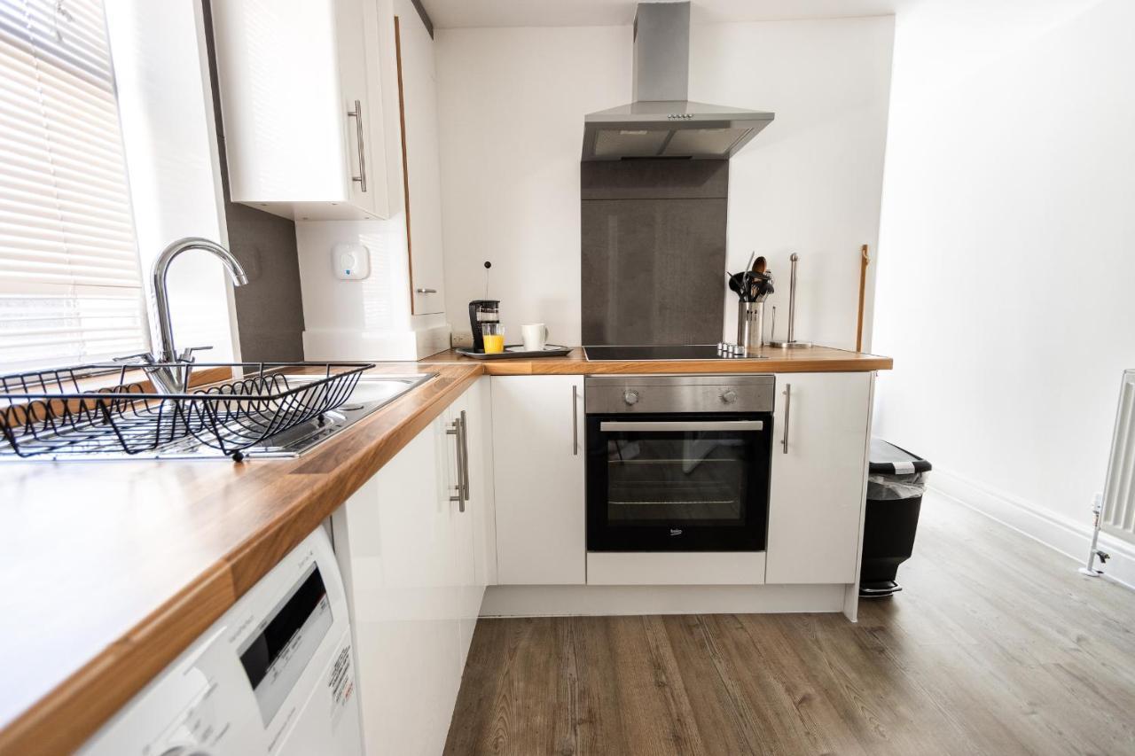 Central Georgian 2 Bedroom - Private Parking - By Habita Property Apartment Plymouth