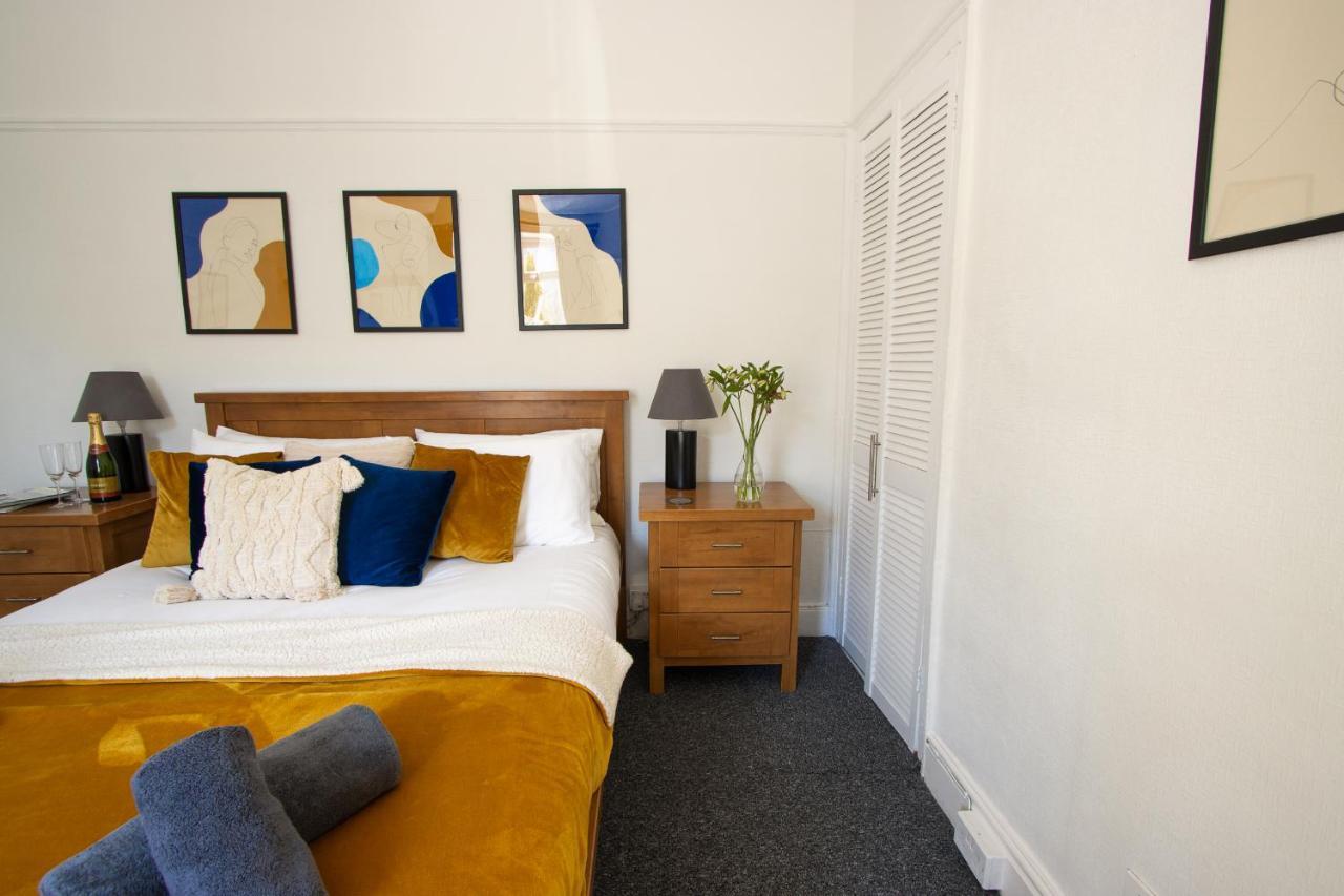 Central Georgian 2 Bedroom - Private Parking - By Habita Property * Plymouth