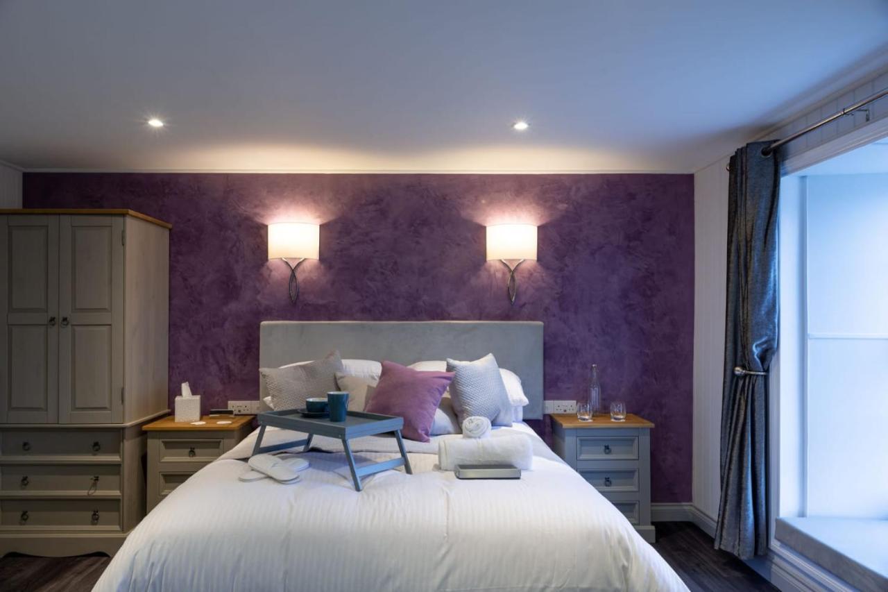Bed & Breakfast The Three Crowns 2*