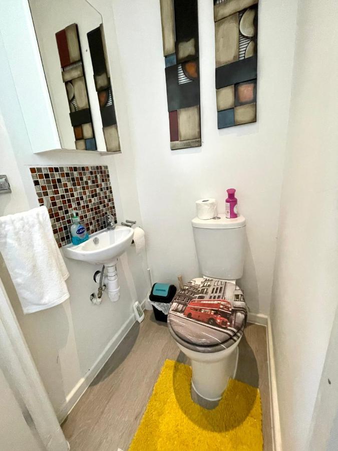 4 Bedroomed Maisonette In Centre, Near Barbican & Seafront * Plymouth