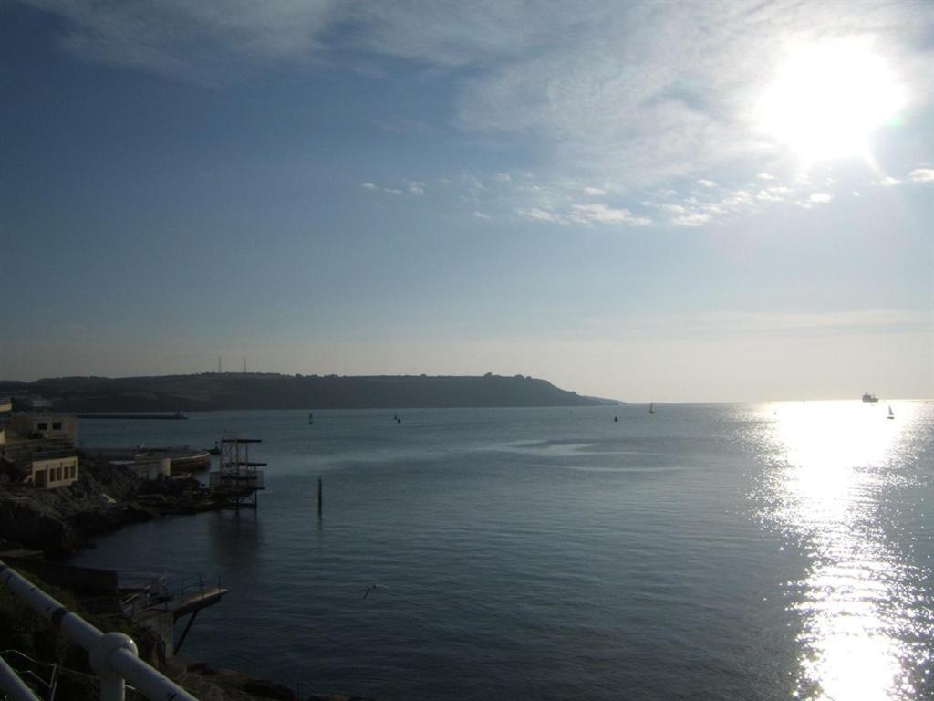 Poppy's 3* Plymouth