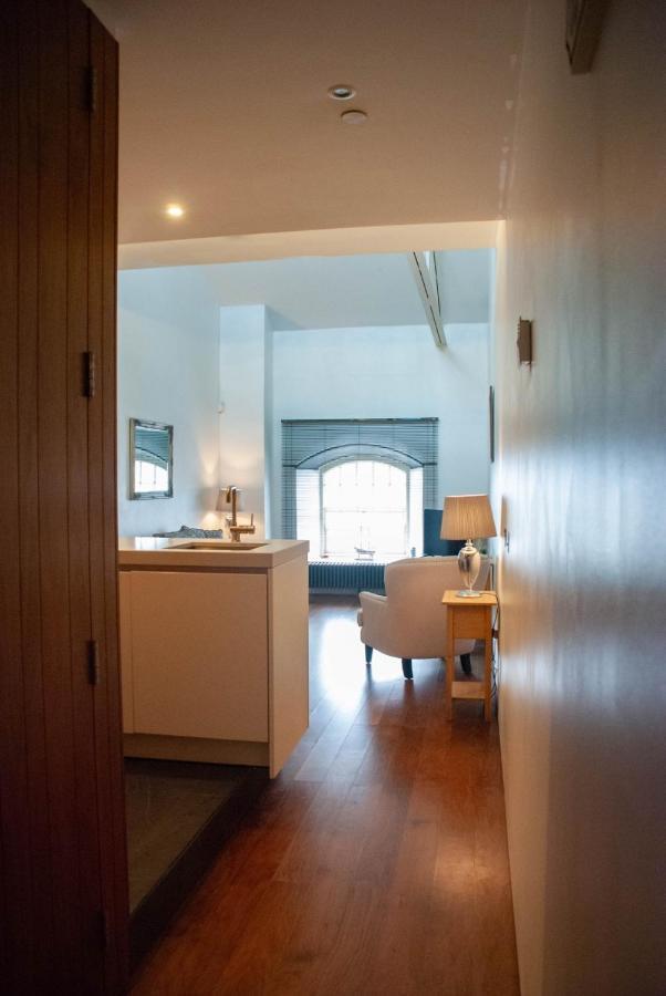 H7 Lets Apartment Plymouth