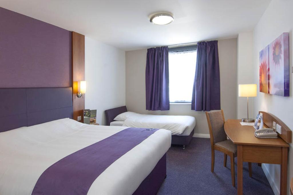 Premier Centre - Sutton Harbour 3*