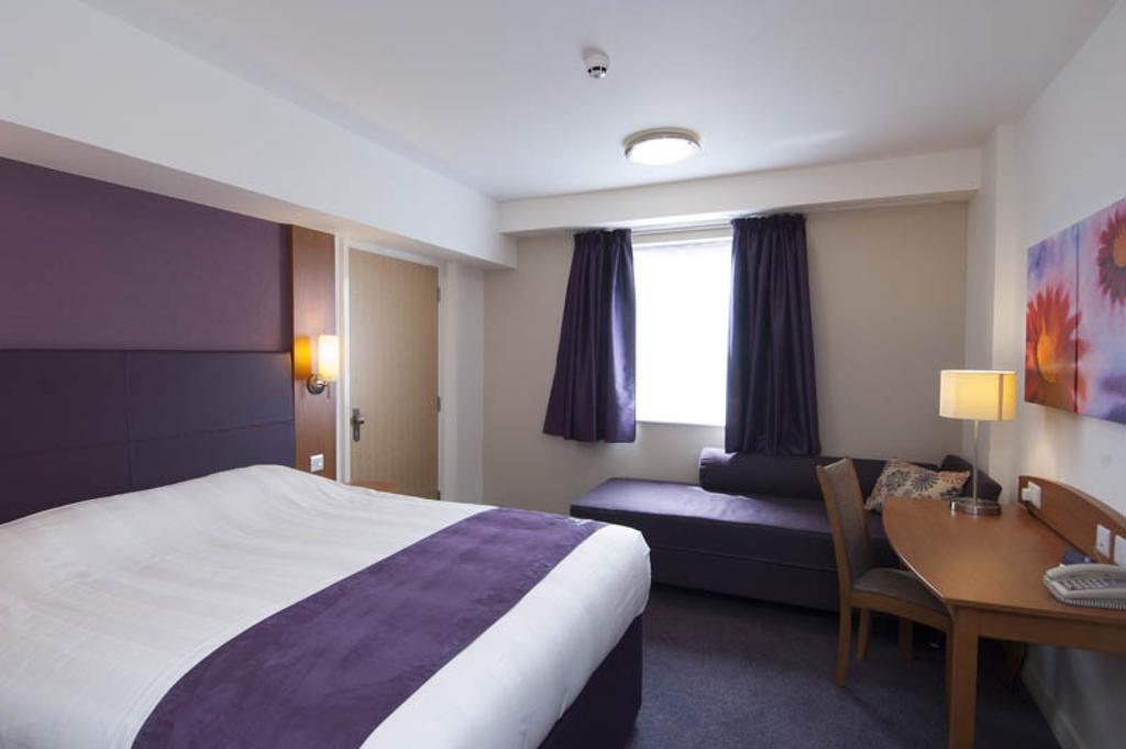 Premier Centre - Sutton Harbour 3*