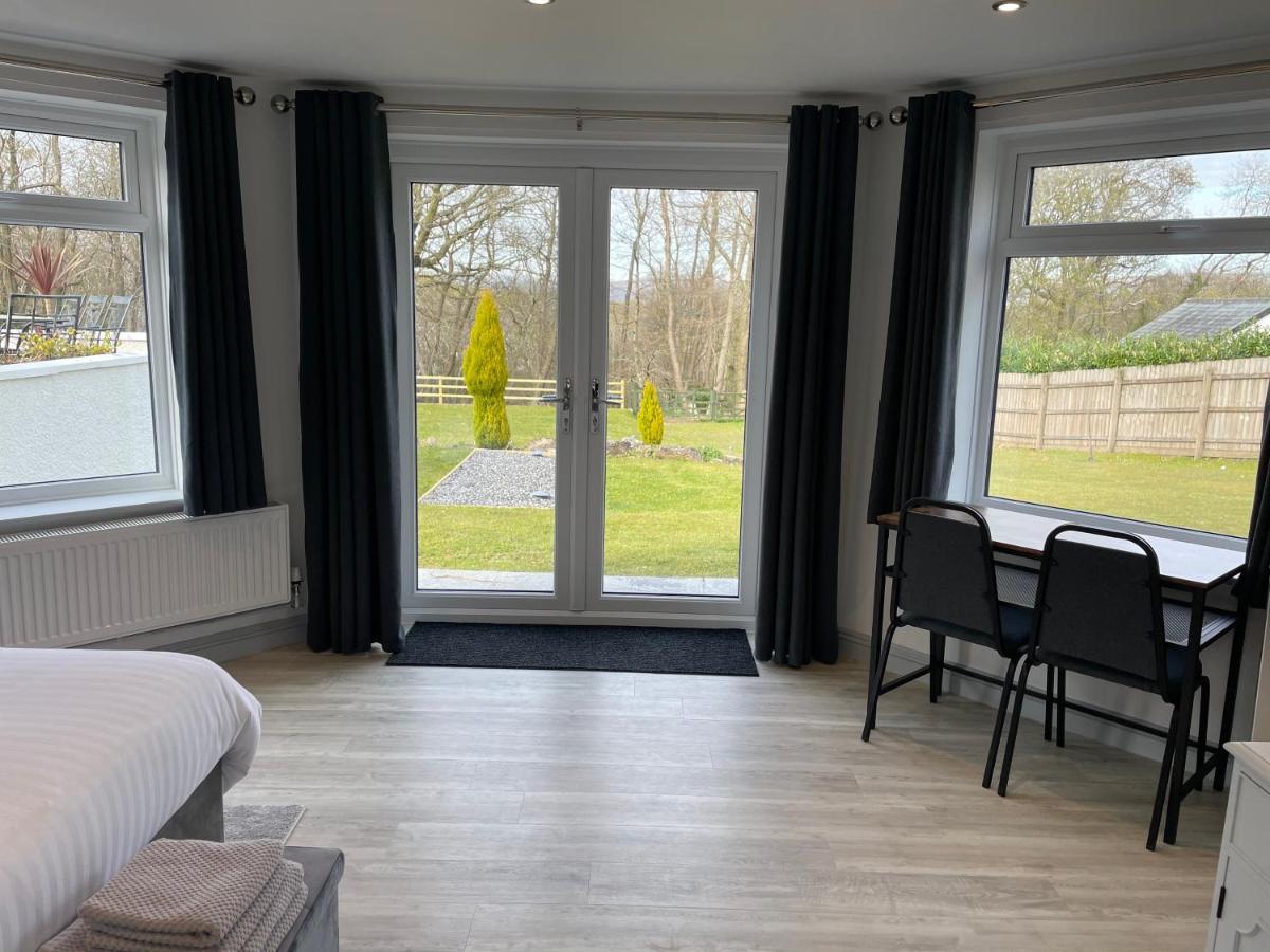 Stunning Contemporary 1 Bedroom En-suite Annexe