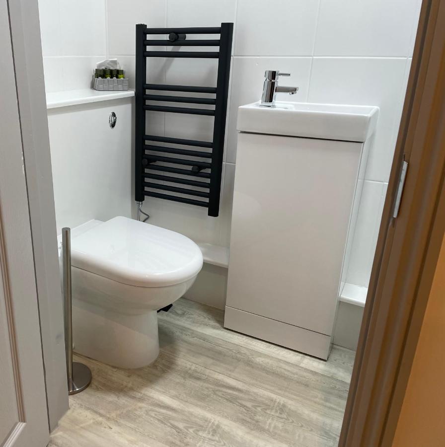Stunning Contemporary 1 Bedroom En-suite Annexe Plymouth