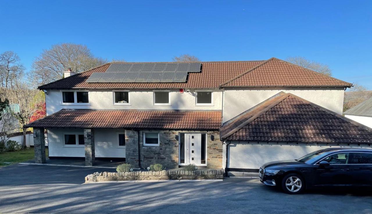 Apartment Stunning Contemporary 1 Bedroom En-suite Annexe