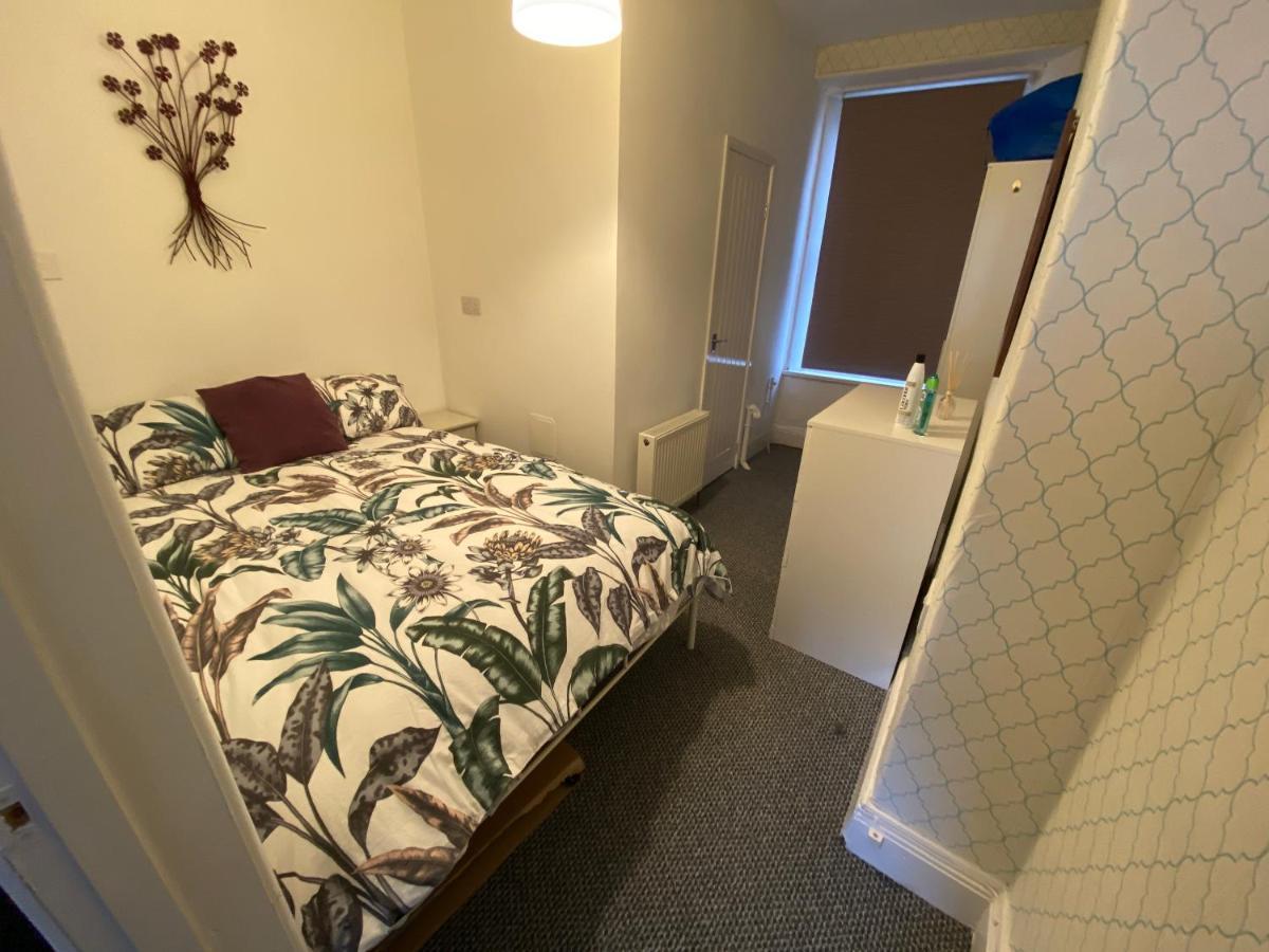 The Walnut Lovely One Bedroom Flat In Stoke.