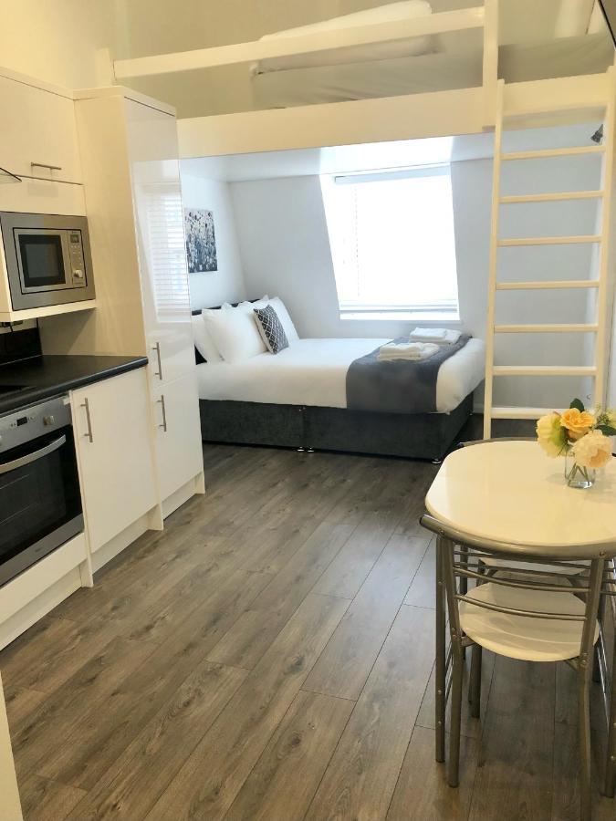 Foxhouse Apartment