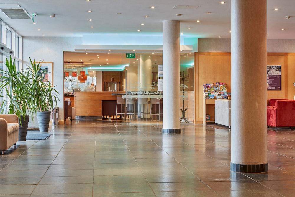 Hotel Future 3*