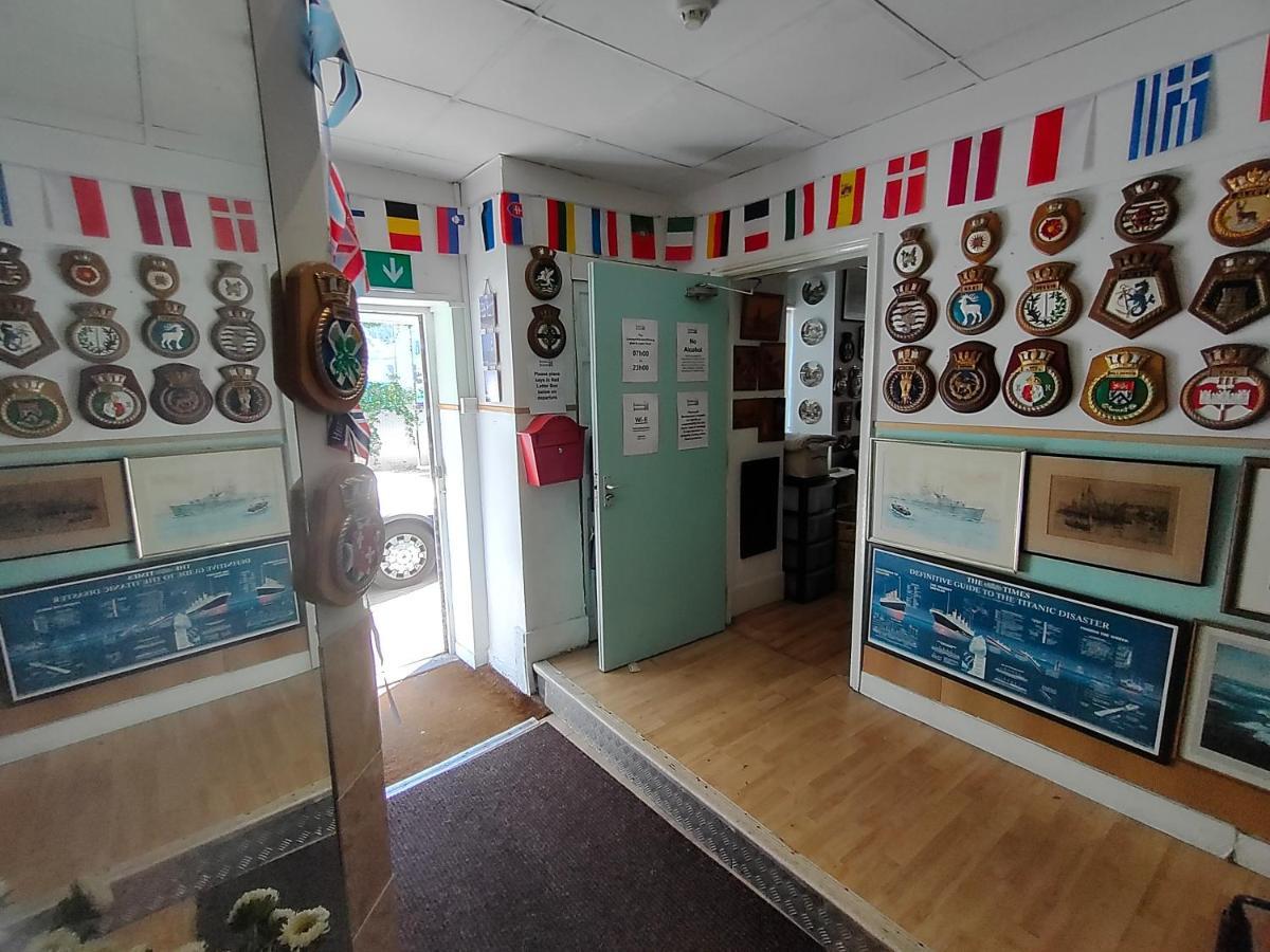 Nomad Nest Hostel Plymouth