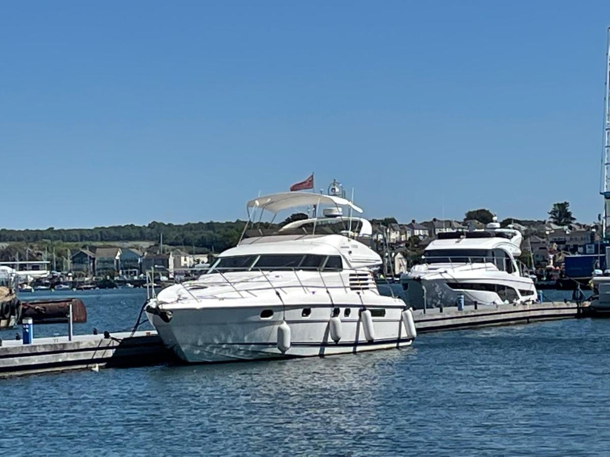 Botel Tranquility Yachts -a 52ft Motor Yacht With Waterfront Views Over Plymouth. *