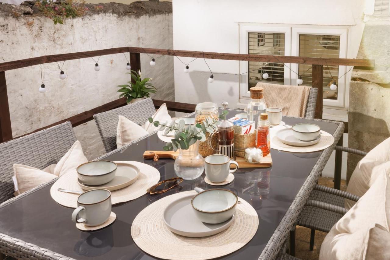 Holiday home - Sleeps Up To 10 - Free On Street Parking - Pets Welcome - By Luxe Living Plymouth