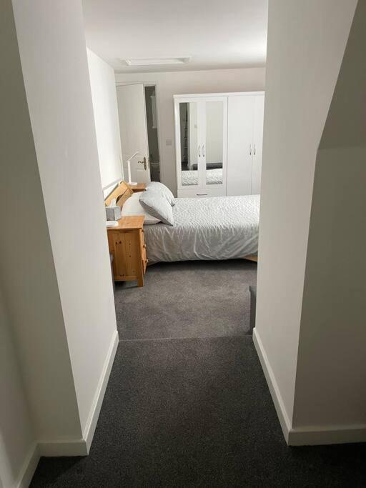 Quirky One Bed Flat, Barbican Area,