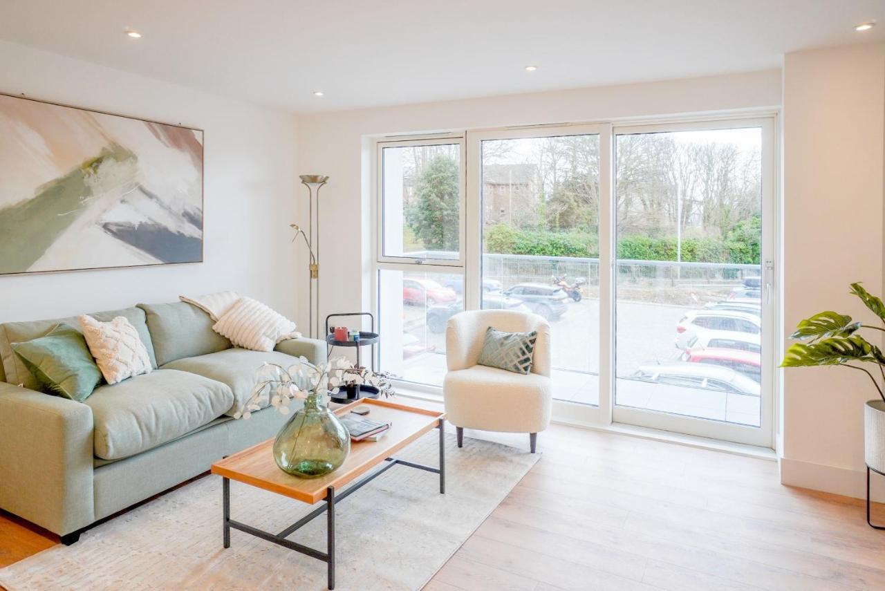 Apartment 39 Teesra House *