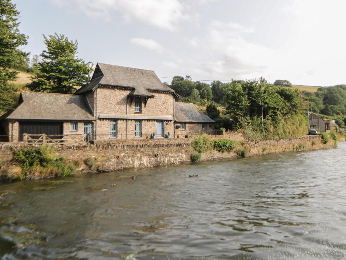 Bridgend Barn * Plymouth