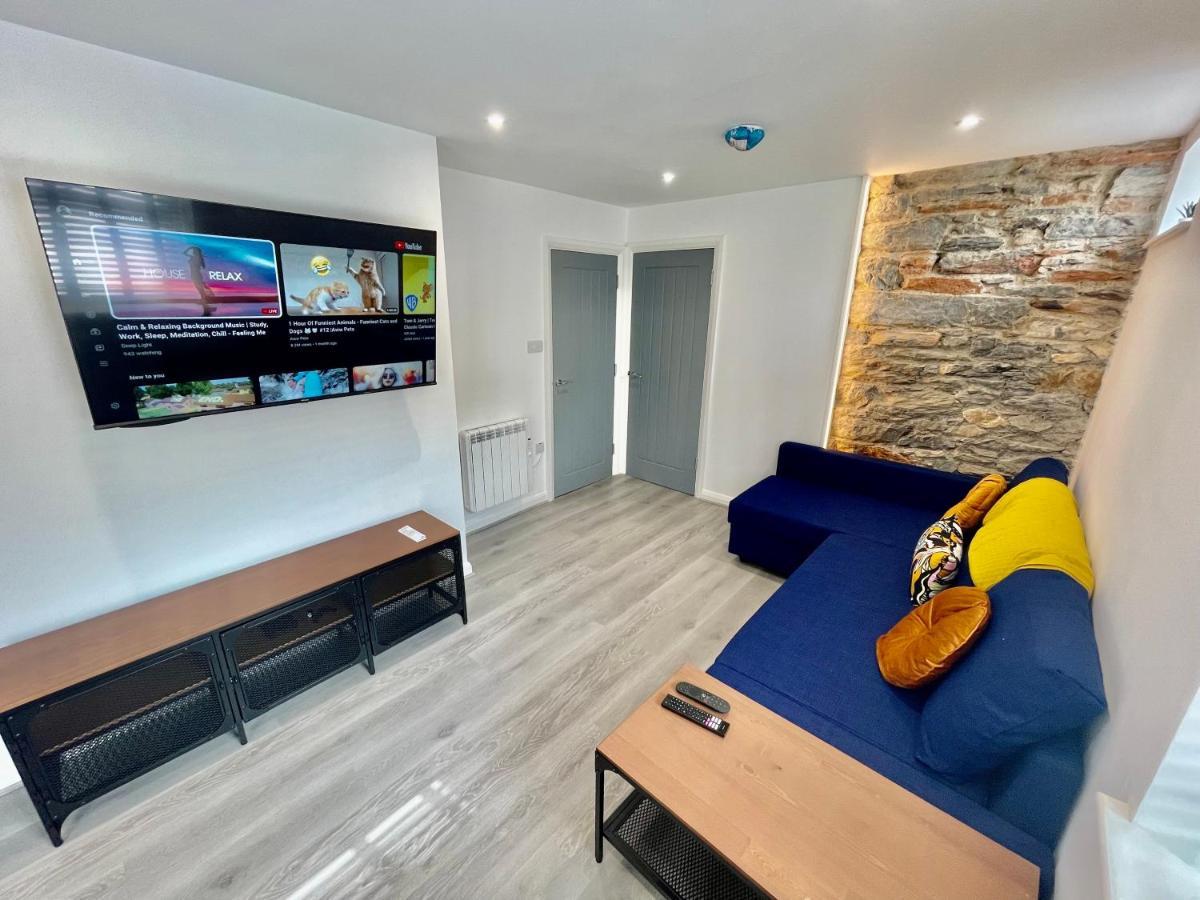 Apartment New Modern With Free Private Parking
