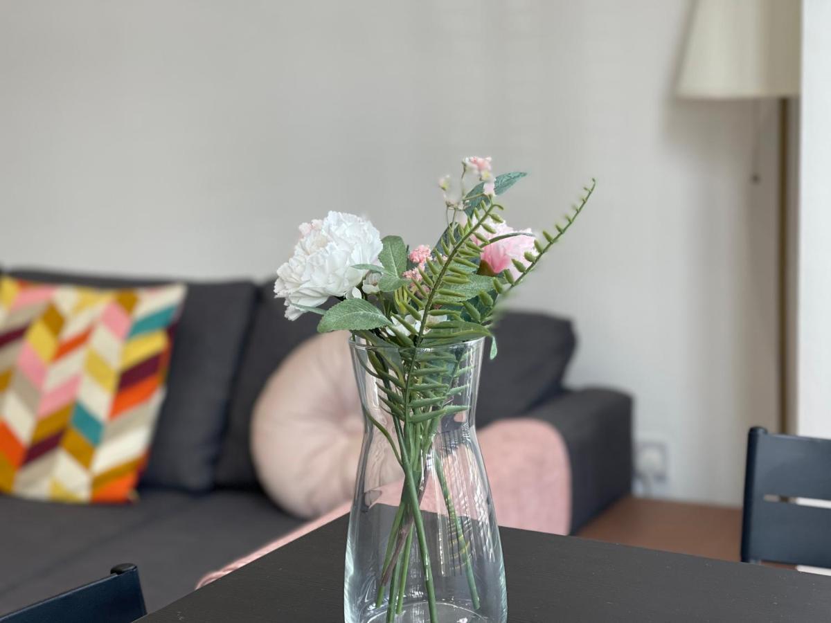 Apartment New Modern With Free Private Parking *
