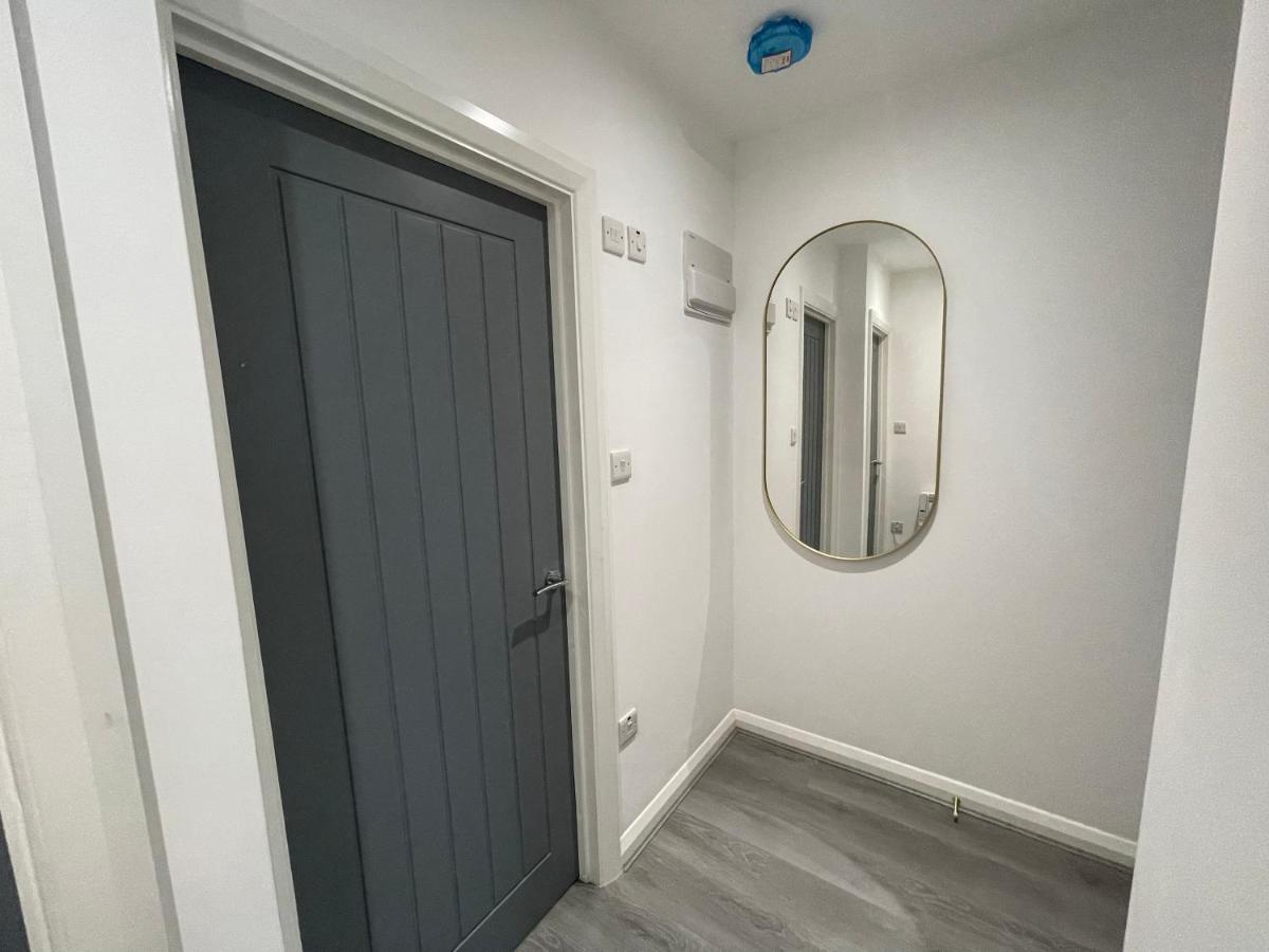 Apartment New Modern With Free Private Parking *