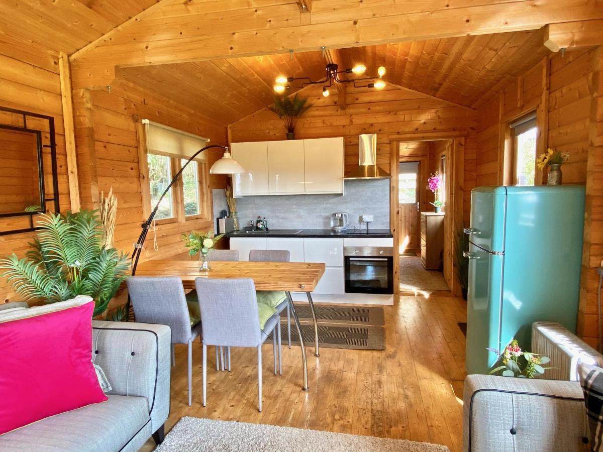 Chalet Yealm Self Catering Log In Devon With Hot Tub *