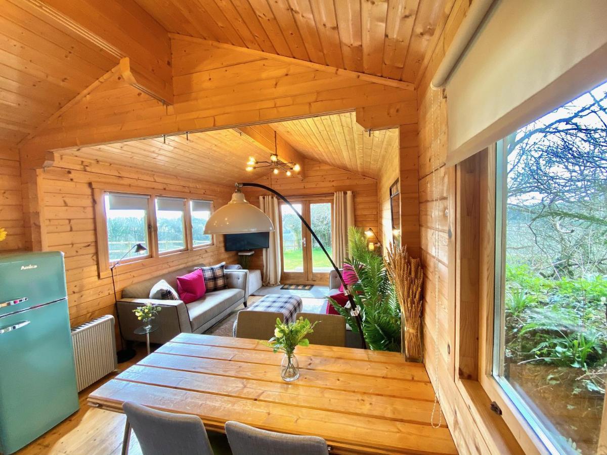 Yealm Self Catering Log In Devon With Hot Tub Plymouth