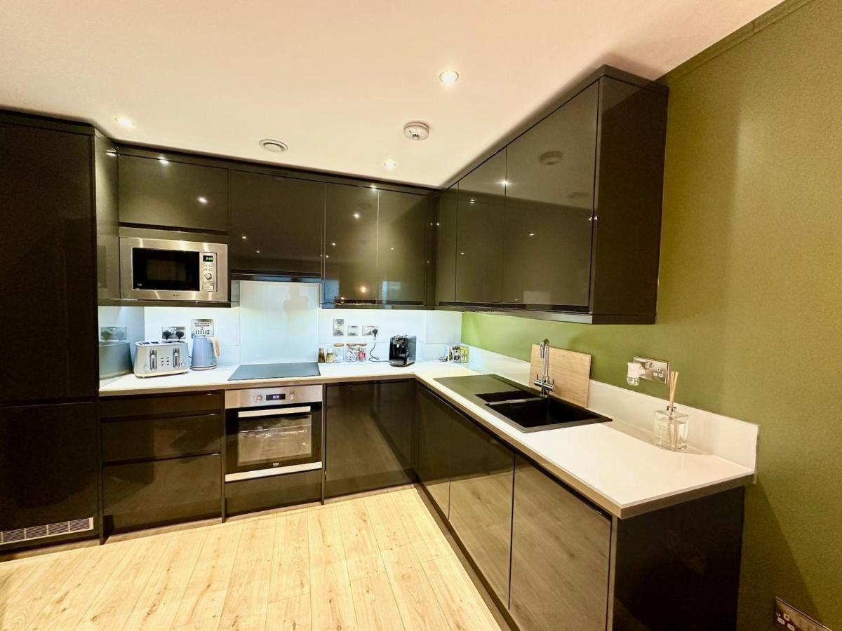 The Stag Centre Cosy 1 Bed Long Term Welcome *