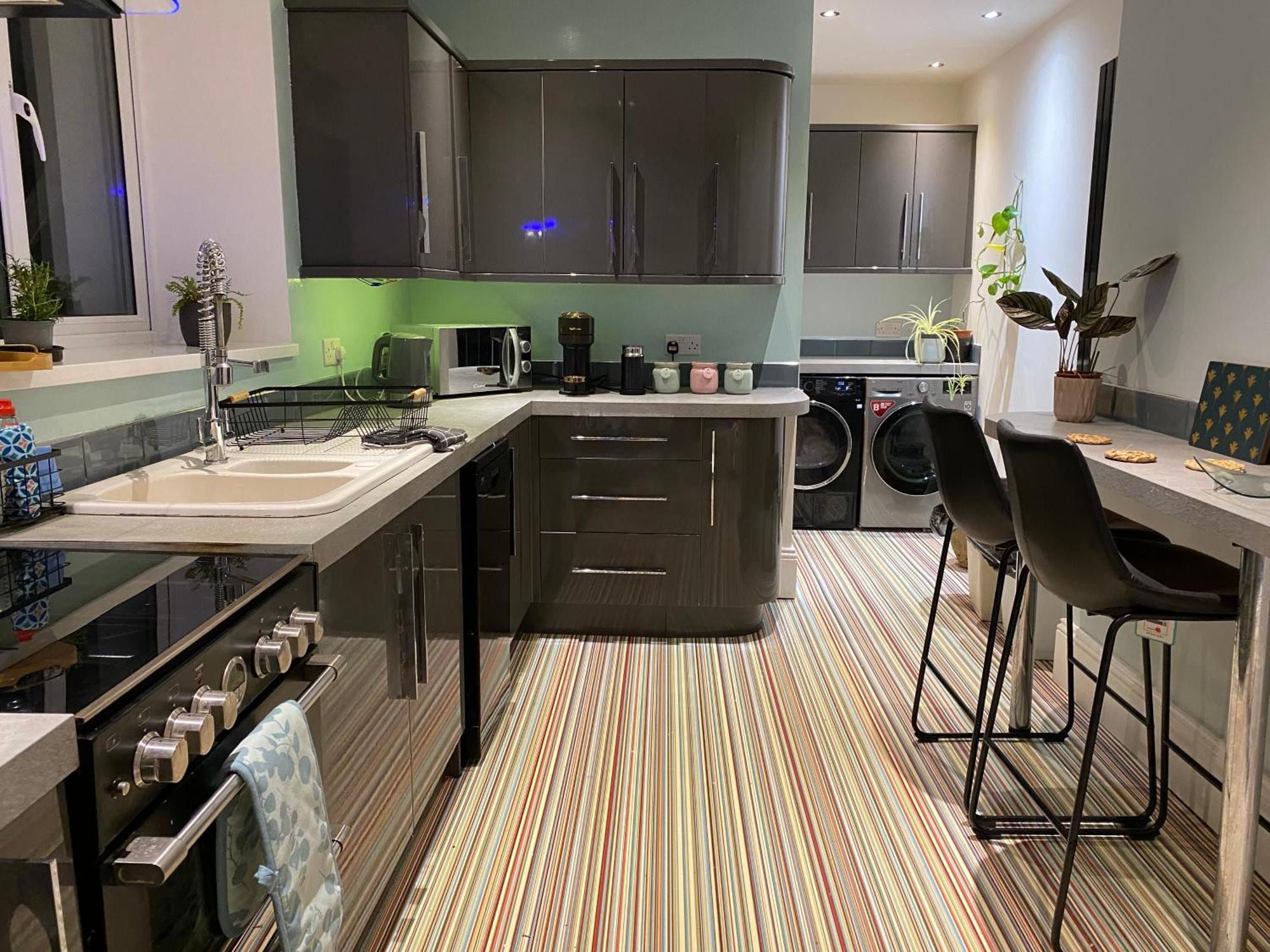 Holiday home Specious Victorian House Plymouth