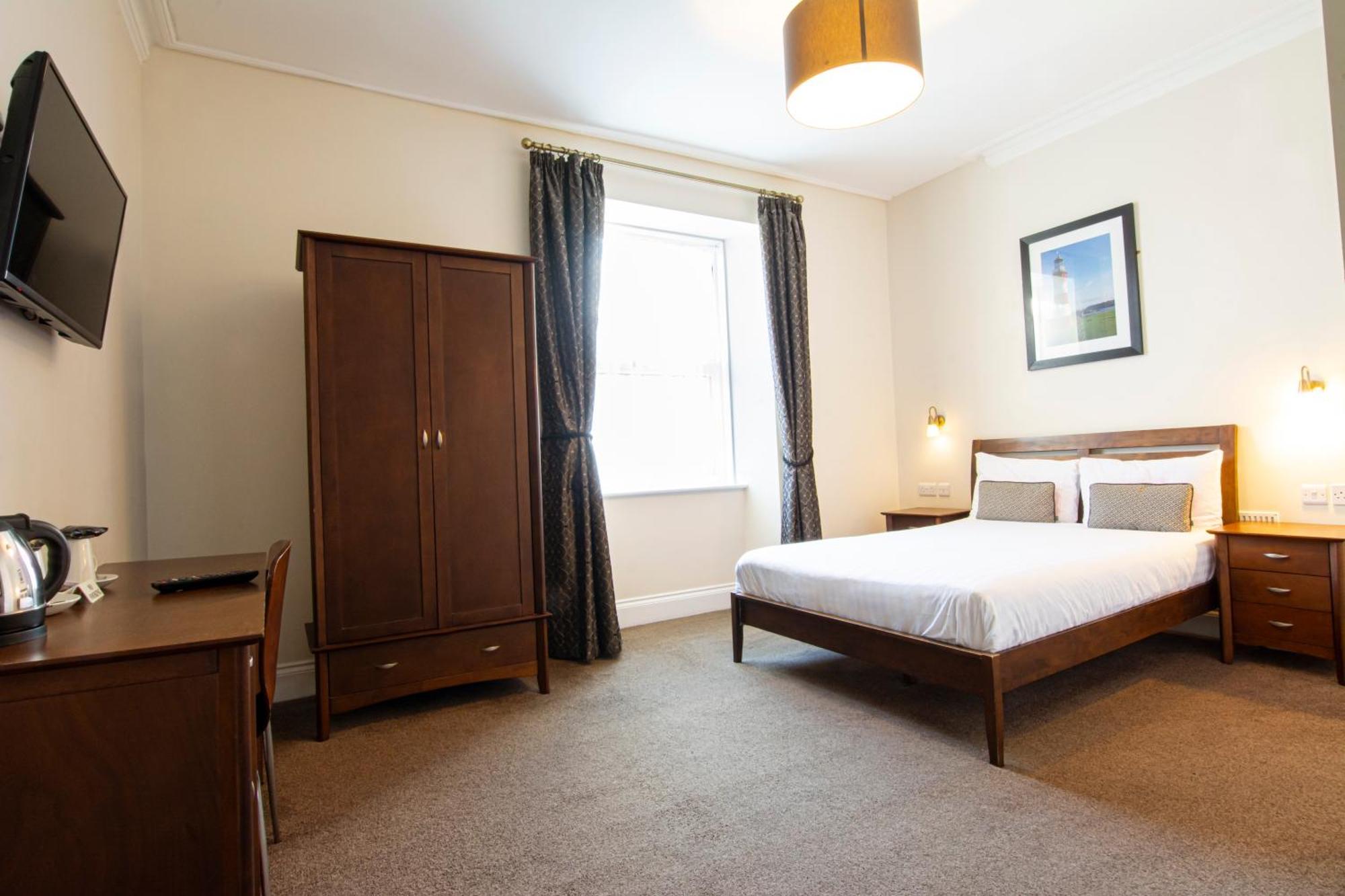 Oyo The Grosvenor 3*