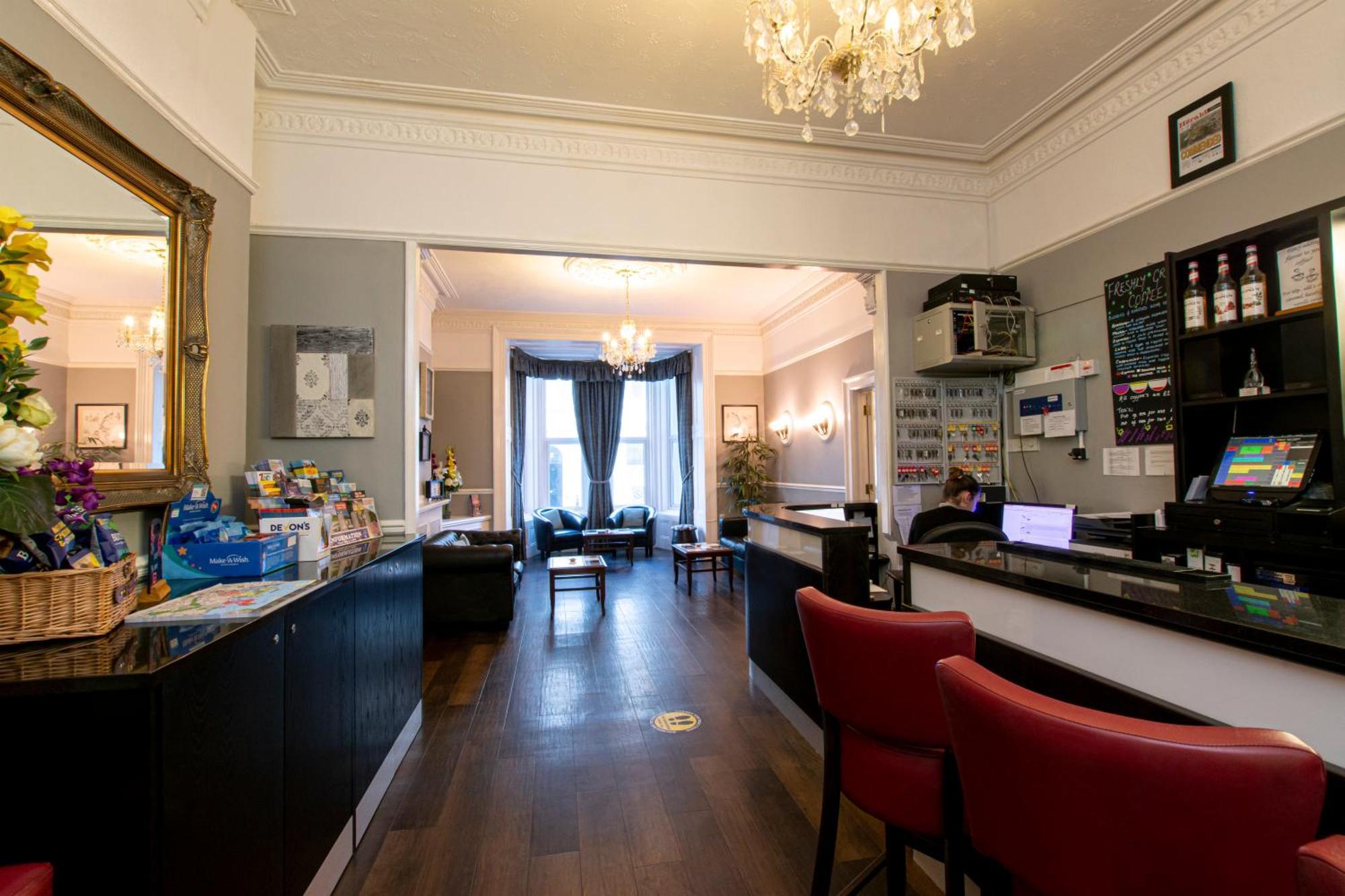Oyo The Grosvenor Plymouth