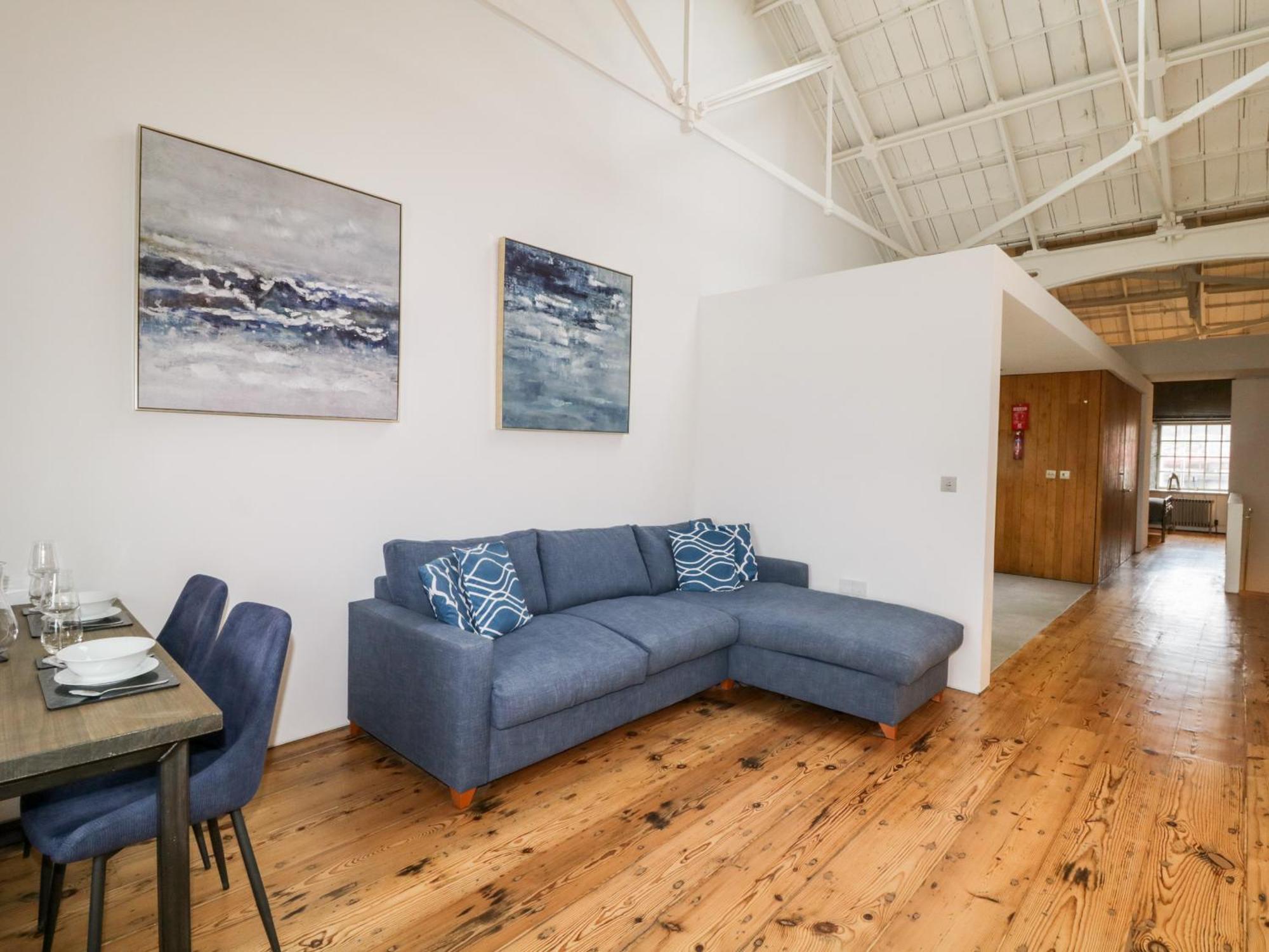 Apartment Clarence Riverside, Royal William Yard