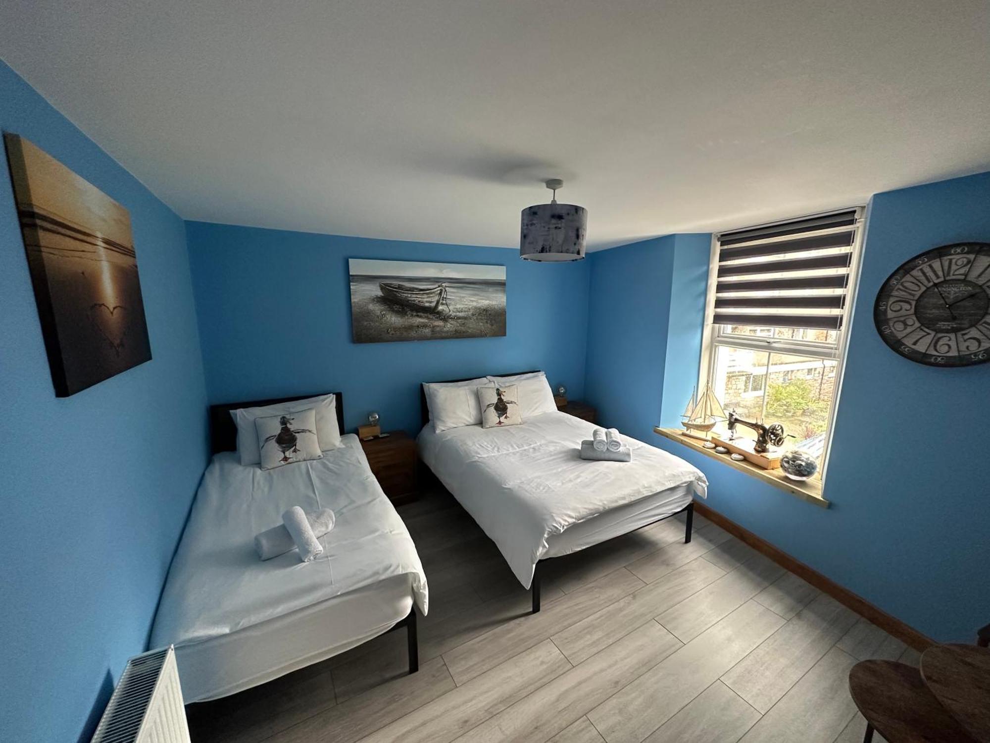 Guest house Island Since 1835 Barbican, Free Limited Parking, Dogs Friendly , Perfect For Ferry Terminal
