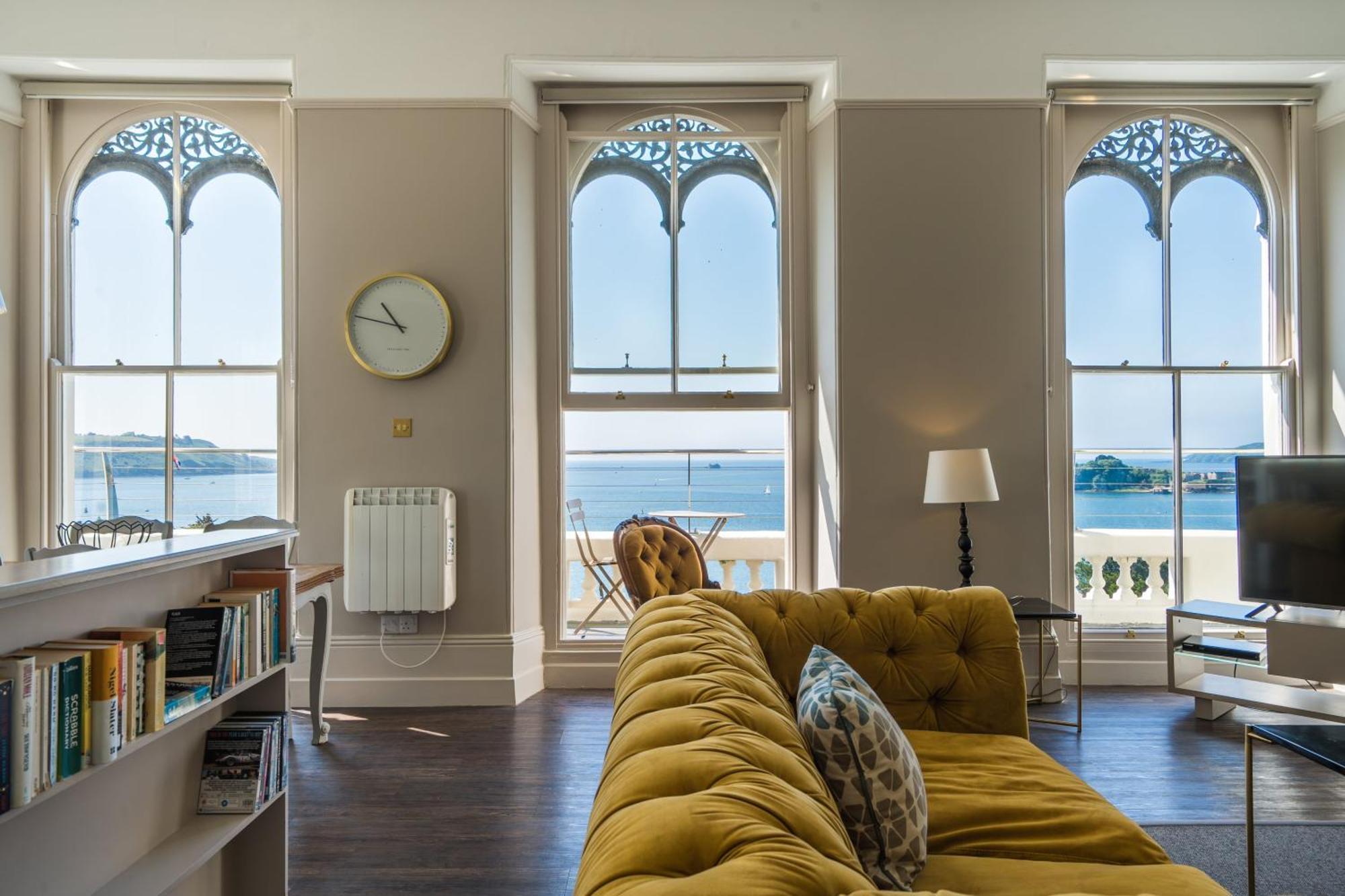 1 Elliot Terrace Aparthotel Plymouth