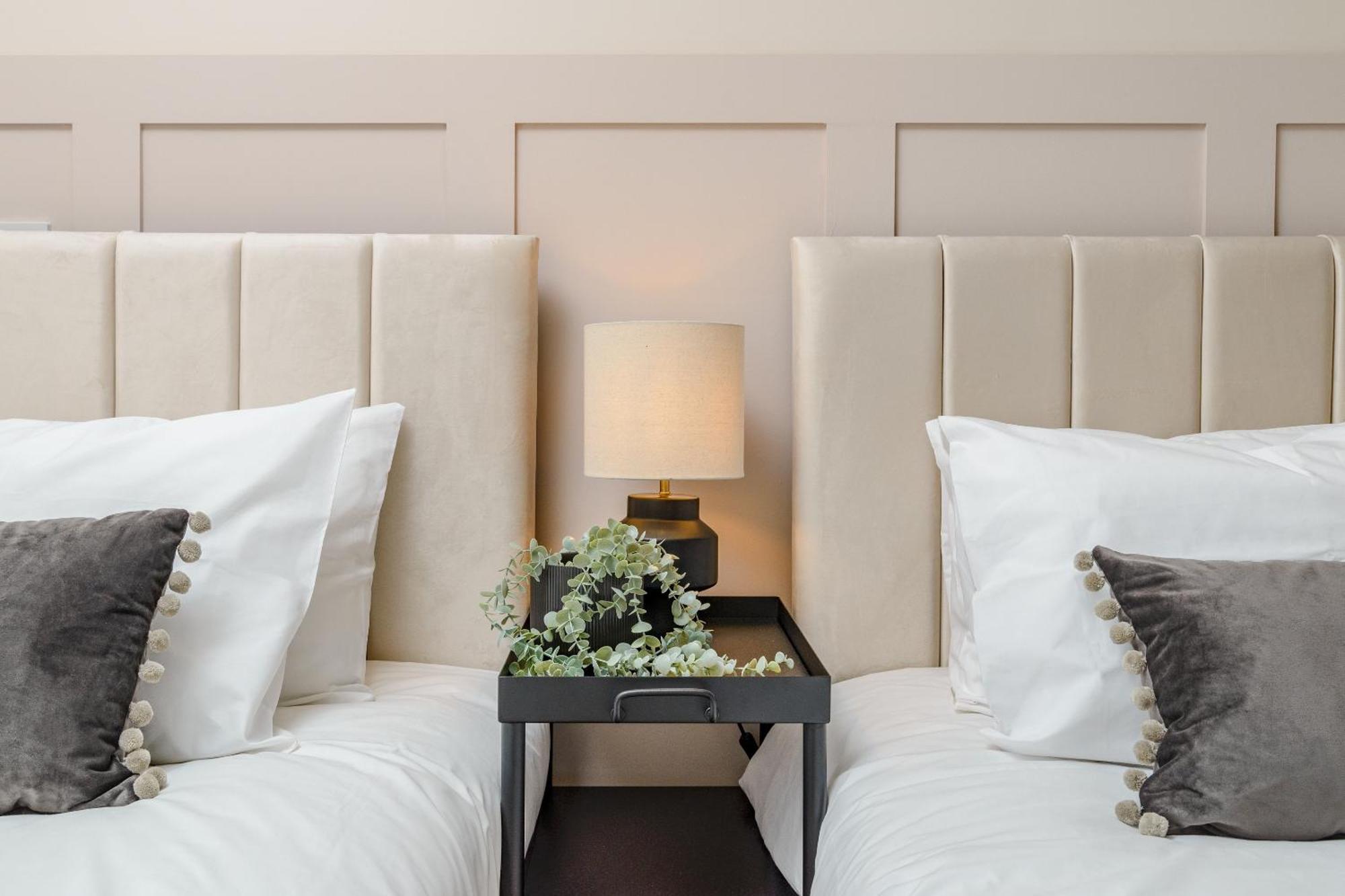Premium - Allocated Parking - Great Location Apartamento *