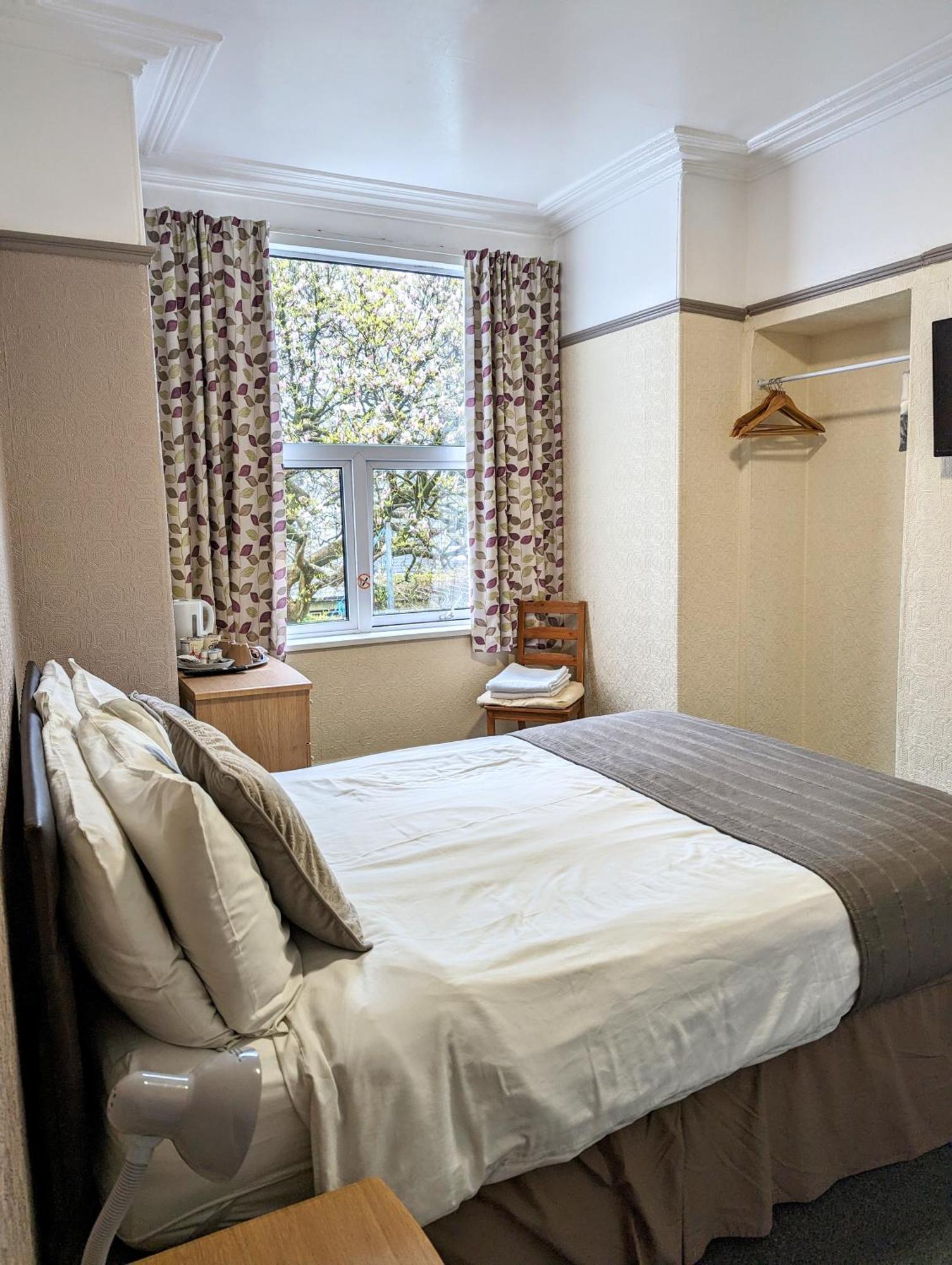 The George Guest house