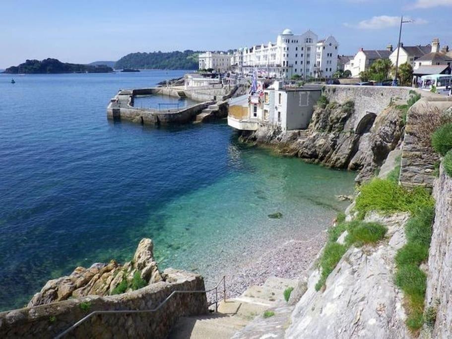 Apartment Stunning Sea Views! Entire Flat, Free Parking Plymouth