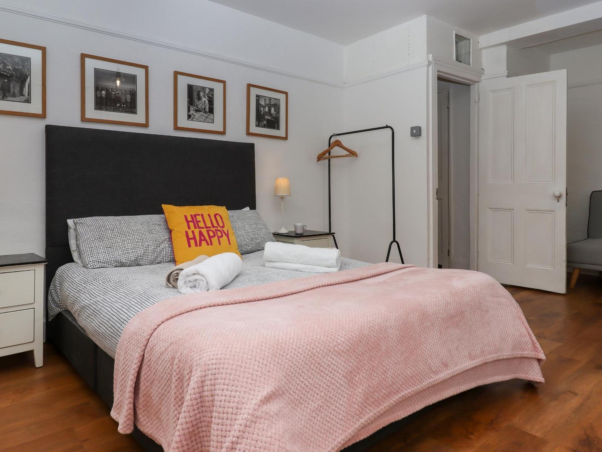 Apartment Hidden Gem On The Plymouth