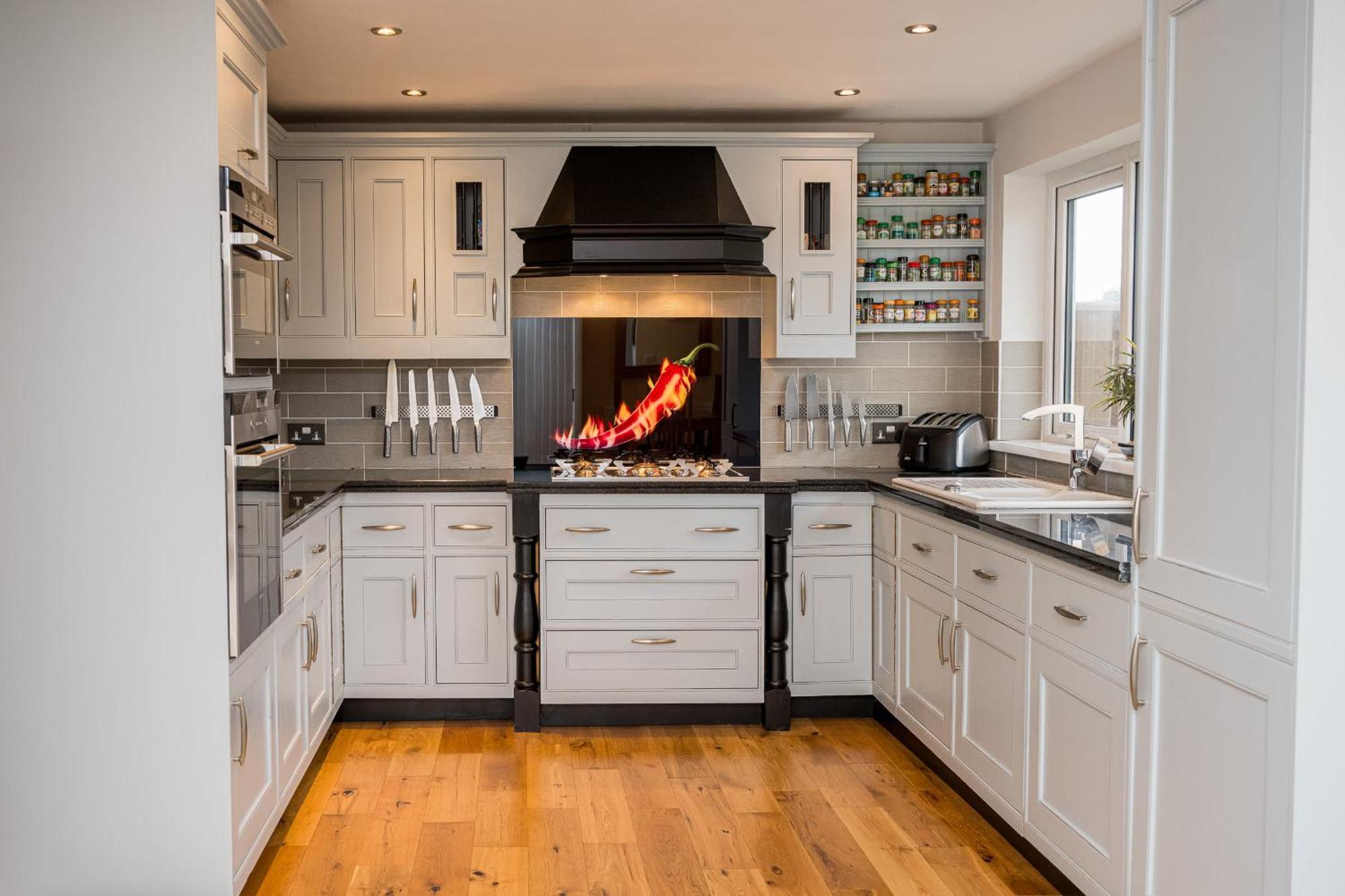 Plym Valley Impressive House Free Parking In Great Location By Staystaycations Holiday home *