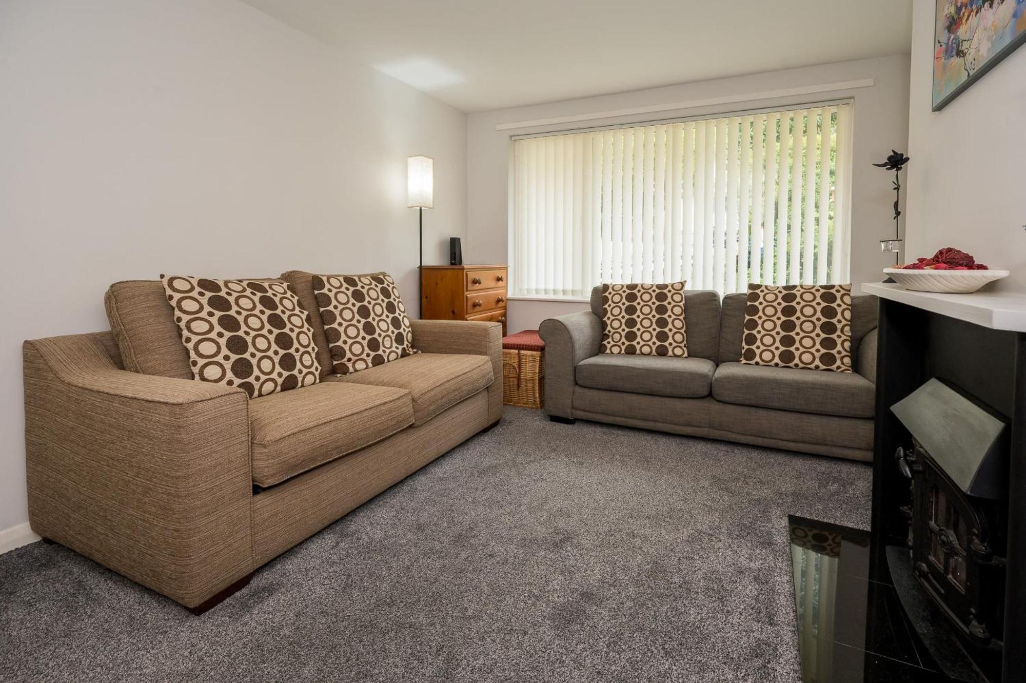 Plym Valley Impressive House Free Parking In Great Location By Staystaycations Holiday home